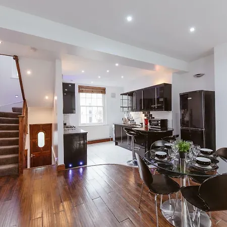 Regent Canal Apartments